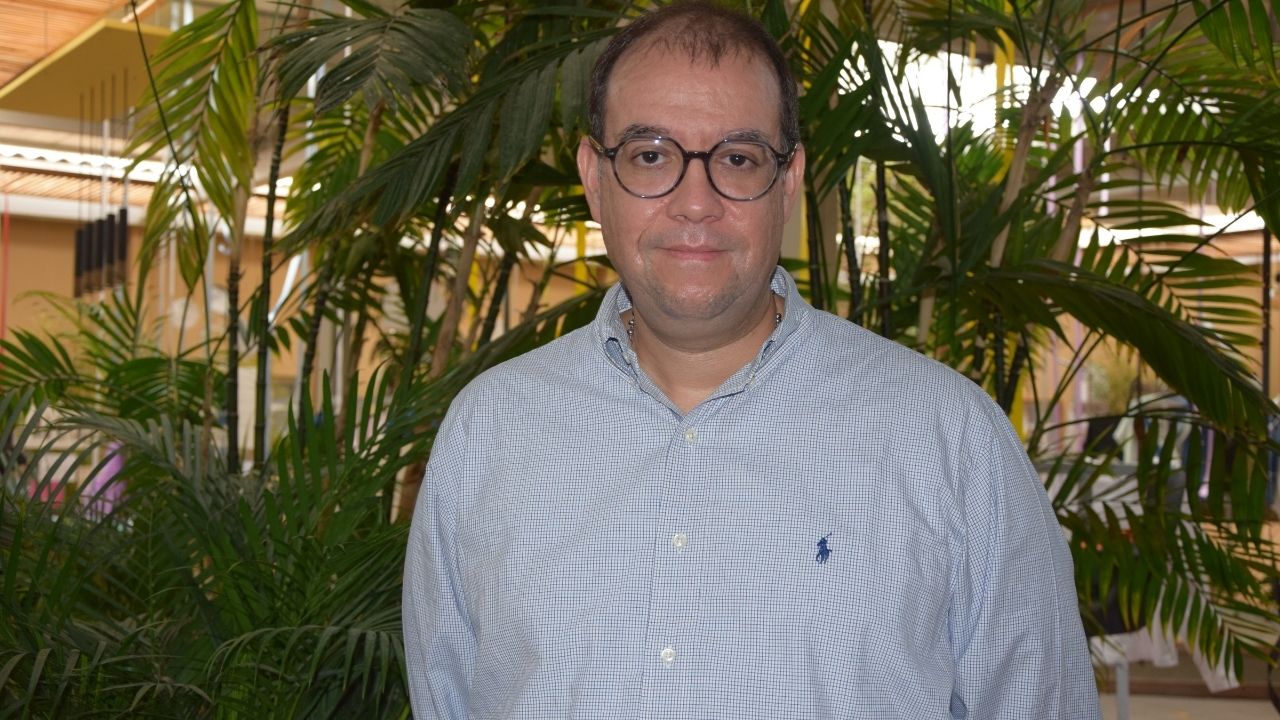 Humberto-gomez-profesor-de-la-universidad-del-norte-uam