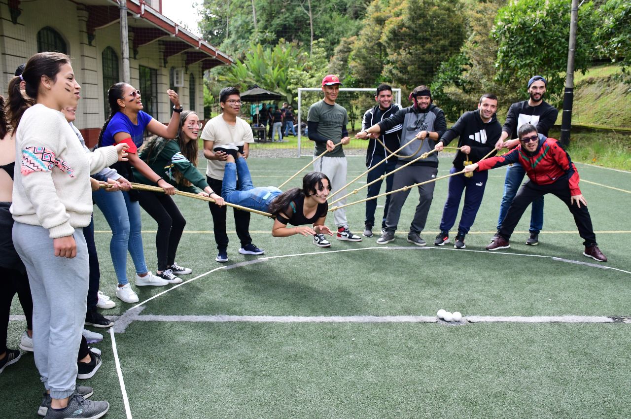 Jornadas de inducción para estudiantes de  Paz y Competitividad