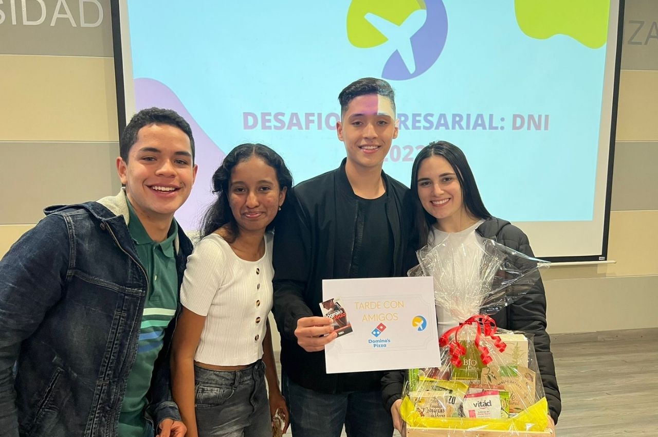 Juan Felipe Calderón, María Fernanda Giraldo, Steisy Carmona, Daniel Delgado y Luis Felipe Montes.