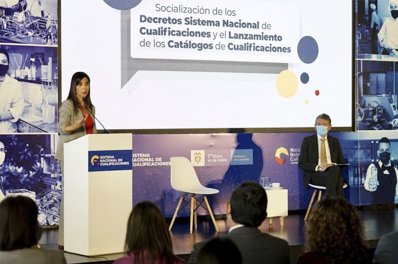 Ministra de Educación de Colombia, María Victoria Angulo.