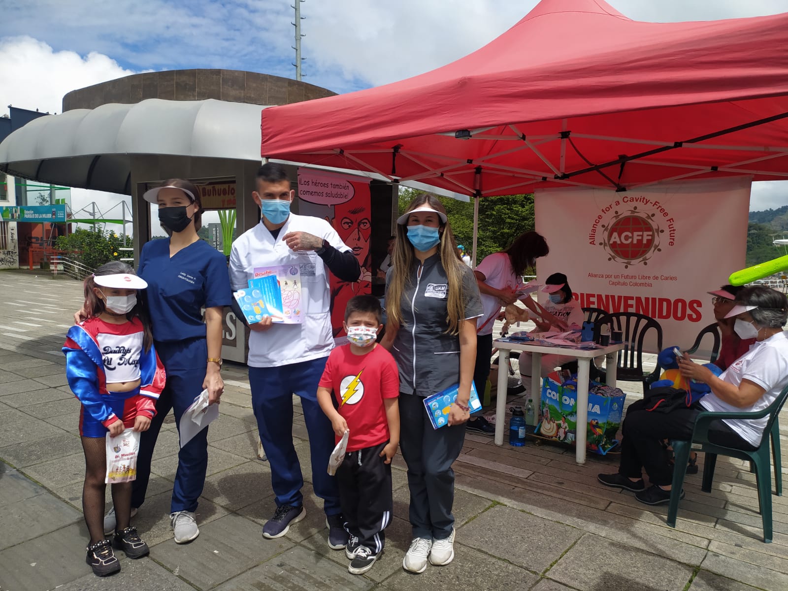 Niños en la ciclovía