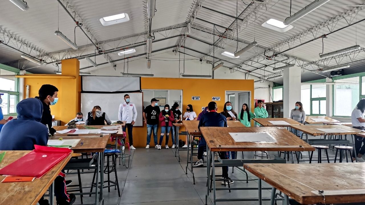 presentación en los colegios uam