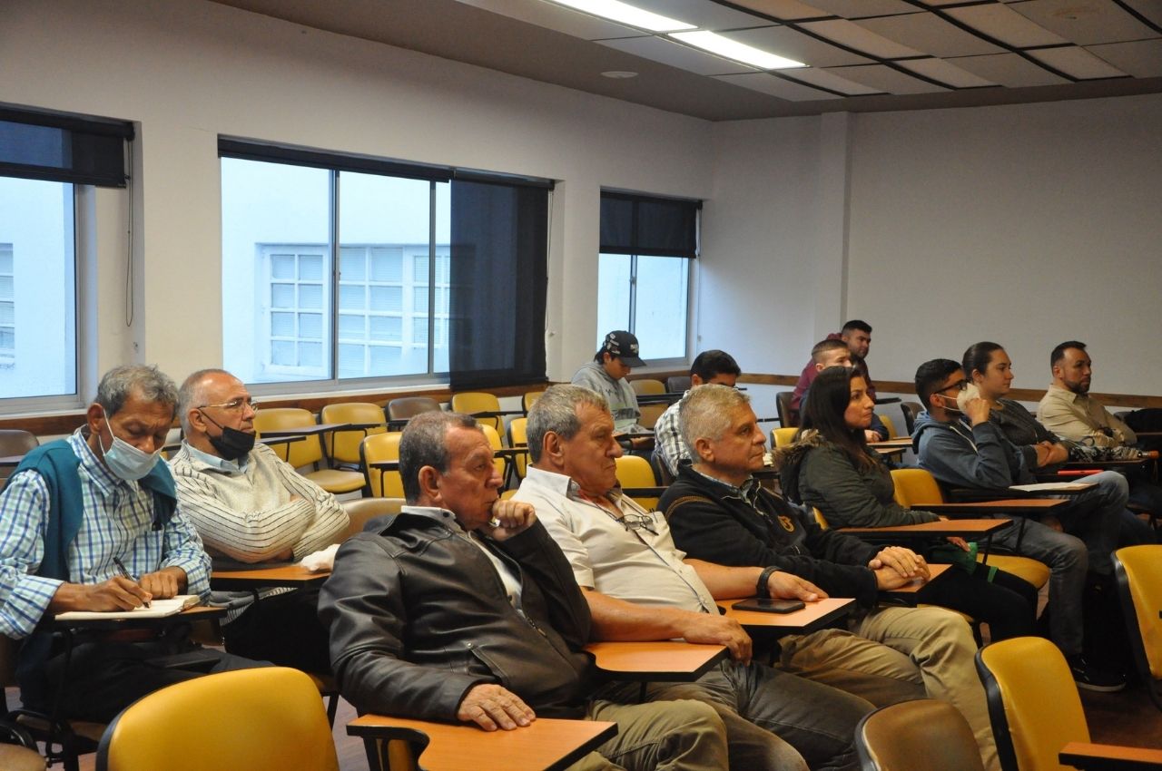 Gabriel Hernando Cadavid Marín, docente del Departamento de Mecánica y Producción de la UAM