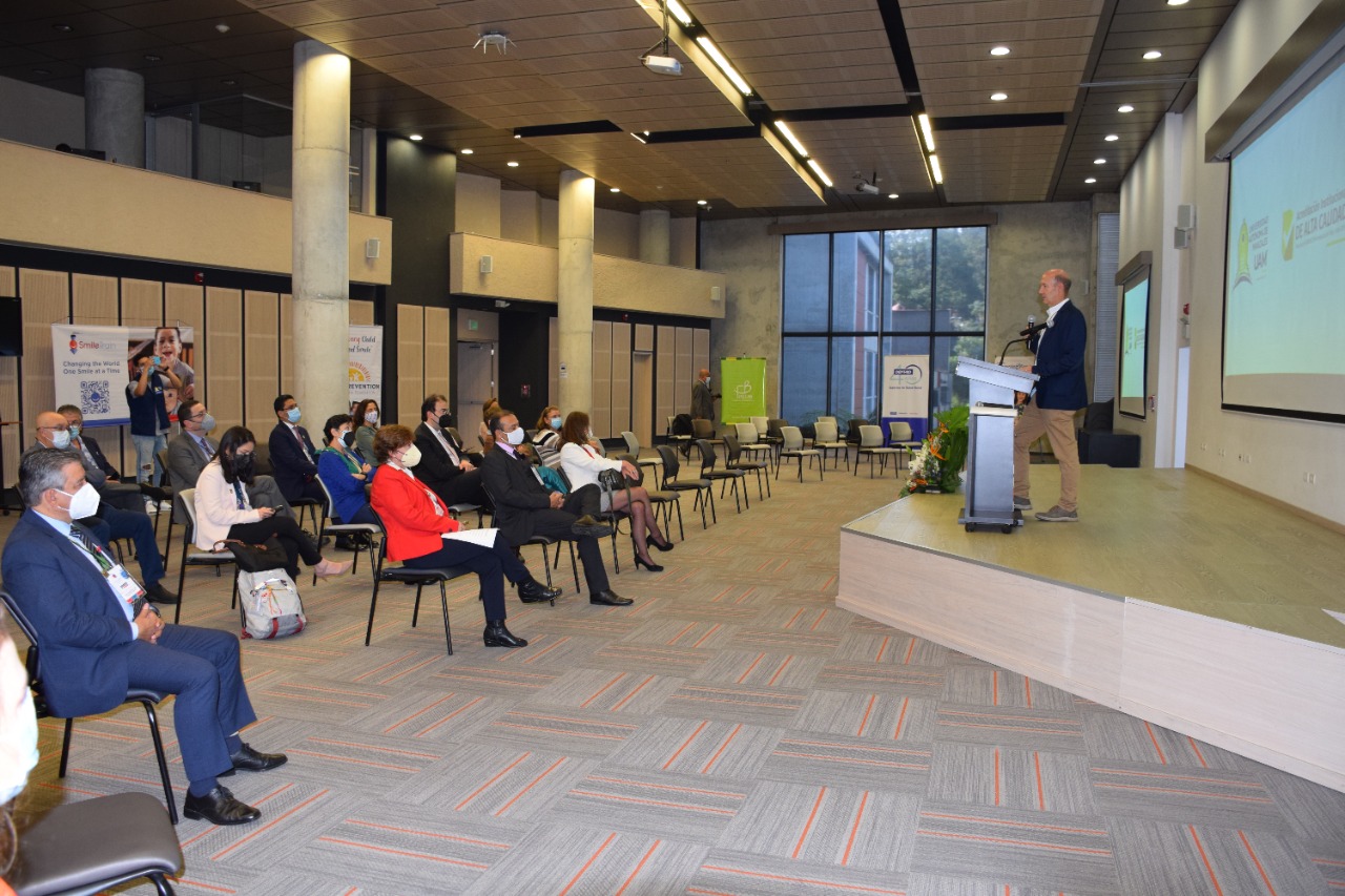 Rector UAM en lanzamiento de Asociación ADC