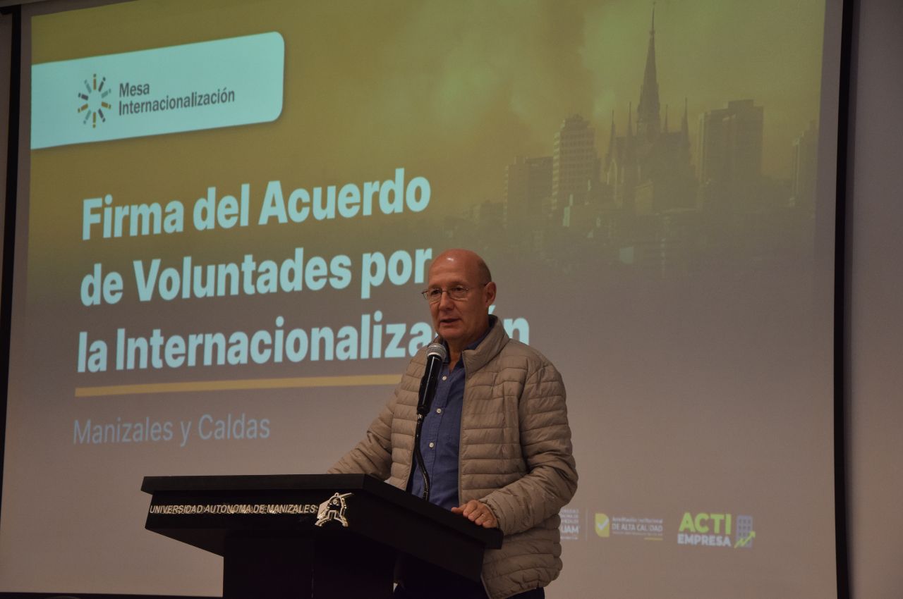 Rector de la Universidad Autónoma de Manizales, Carlos Eduardo Jaramillo Sanitnt.