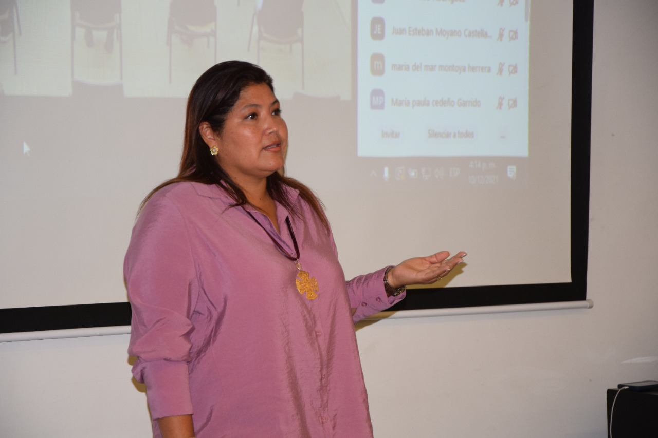 Tania Margarita Mackenzie Torres, Facultad de Estudios Sociales y Empresariales uam