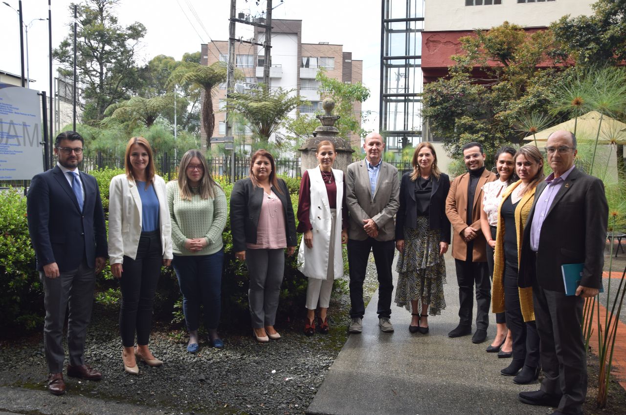 La UAM recibe a la embajada de Panamá