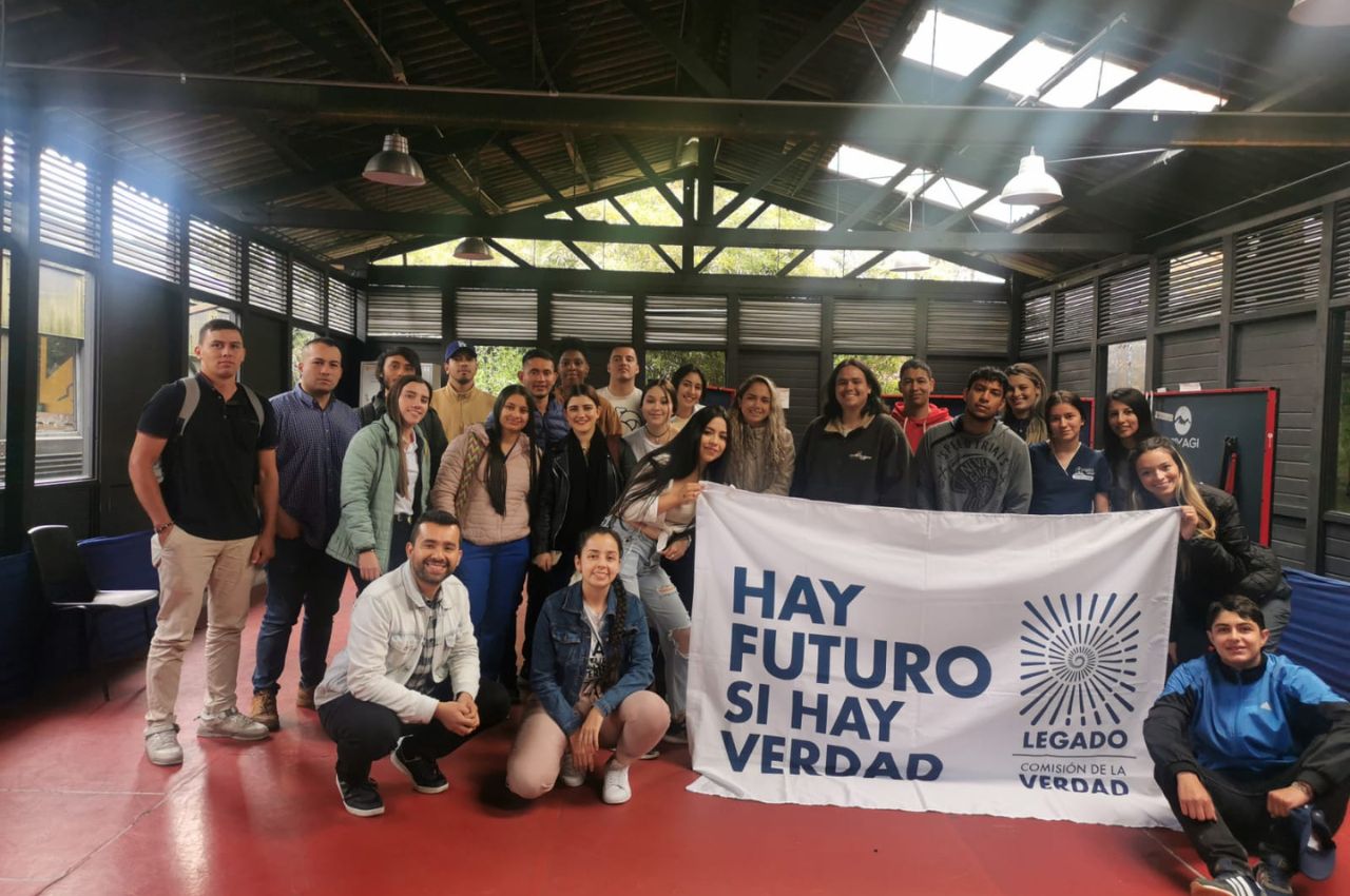 Paz y Competitividad habla de verdad
