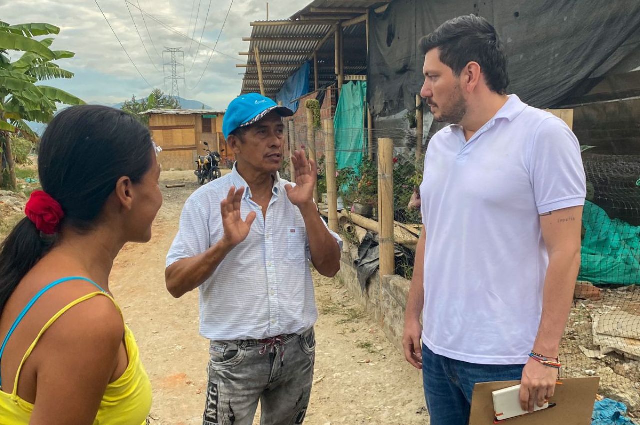 Abel Gordillo Peña, graduado de la UAM, comparte con la comunidad de Ibagué.