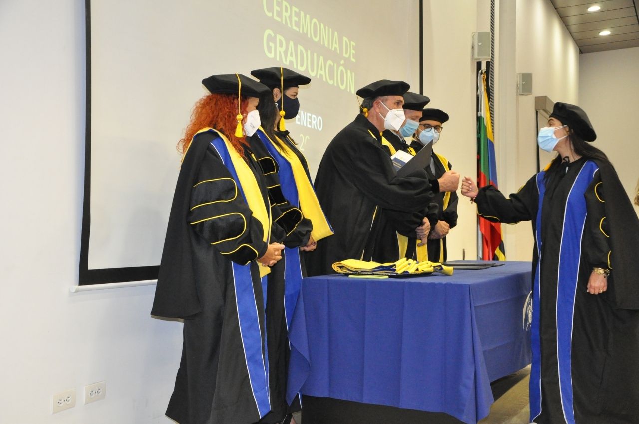 ceremonia de graduación- Auditorio Fundadores