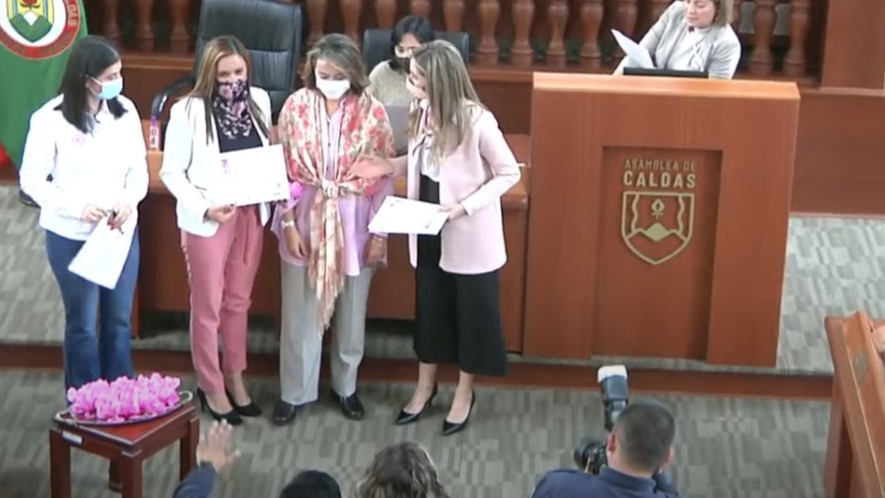 con M de Mujer, realizado por la Asamblea de Caldas