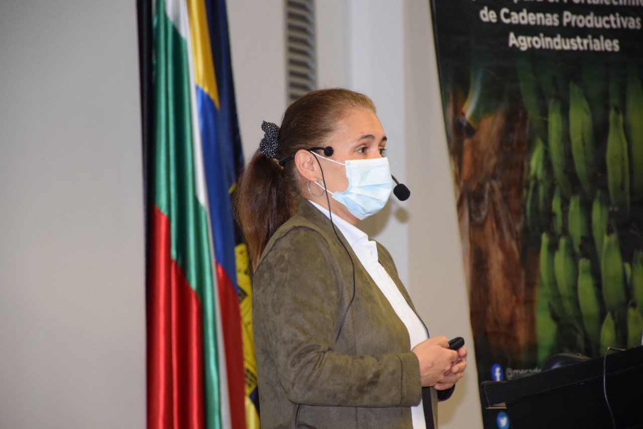 docente- investigadora de la UAM, Olga Lucía Ocampo uam