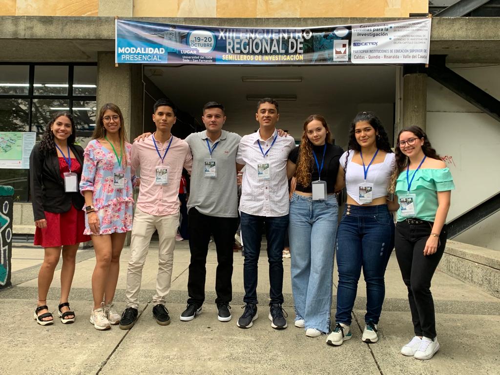 Estudiantes de la UAM que pertenecen a los Semilleros de Investigación.