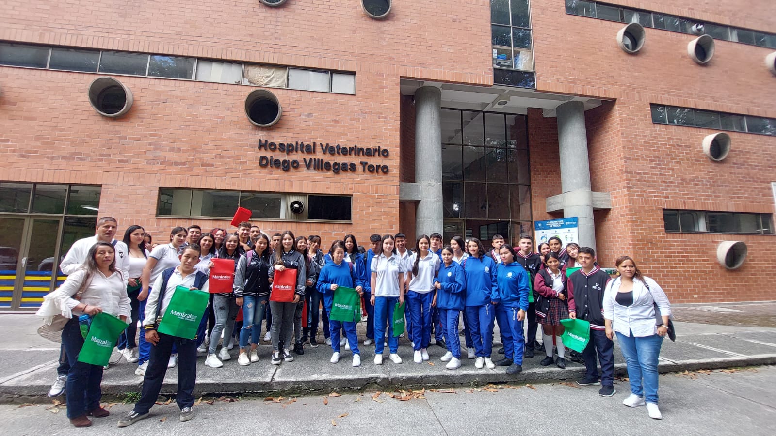 Estudiantes visitan universidades de Manizales