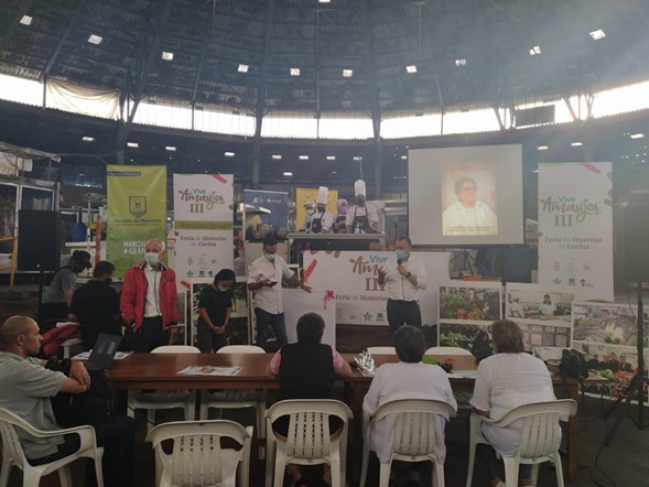 gastronomia- plaza de mercado