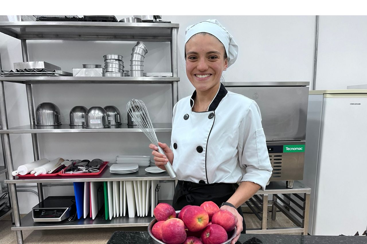 Linda Estefanía Coconubo Ceballos, graduada de la UAM.