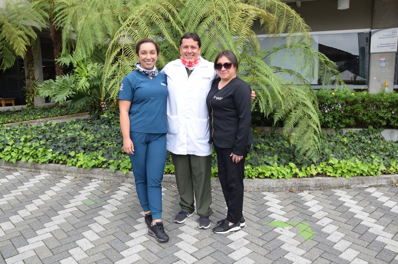 Programa de Odontología de la Universidad Católica de Cuenca