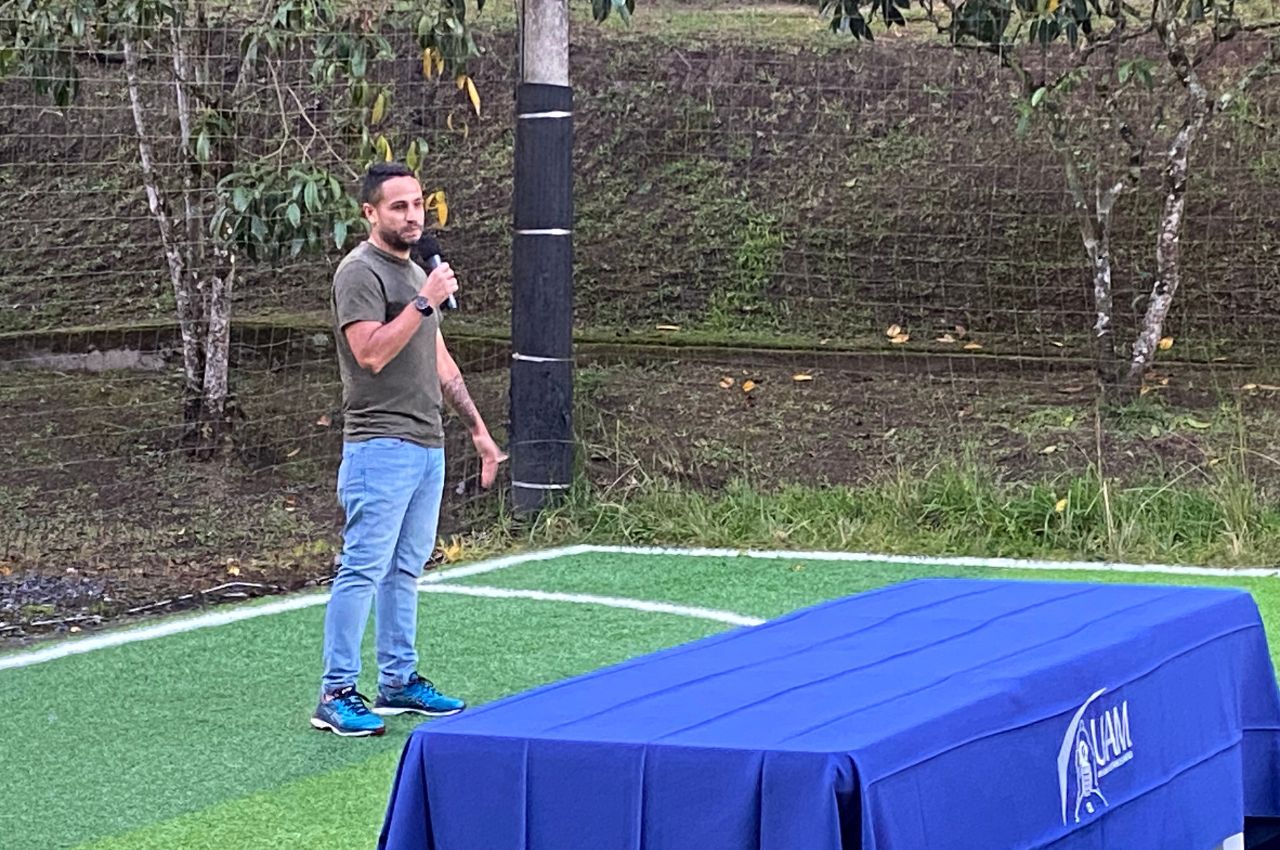 Sebastian en el Torneo de Fútbol de Salón UAM