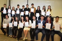 Inmersión Empresarial: experiencia que conecta el aula con los retos de las empresas