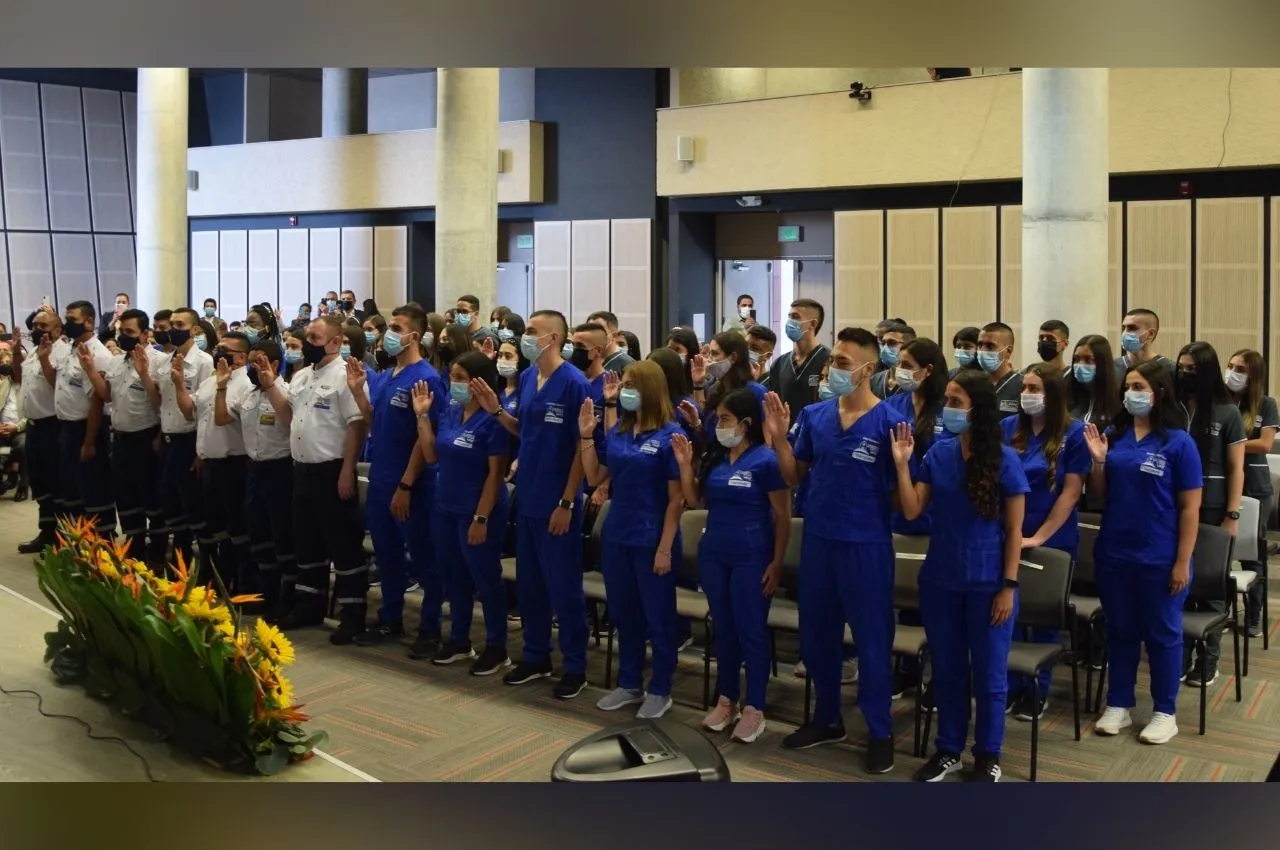 Toma de promesa estudiantes de la facultad de salud