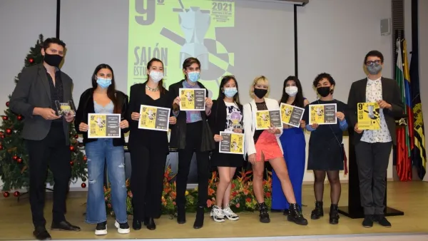 el 9no salón estudiantil de moda brilló con sus exhibiciones uam