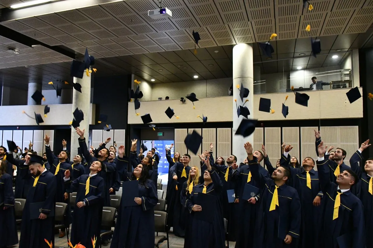 Graduandos UAM cumplen un sueño