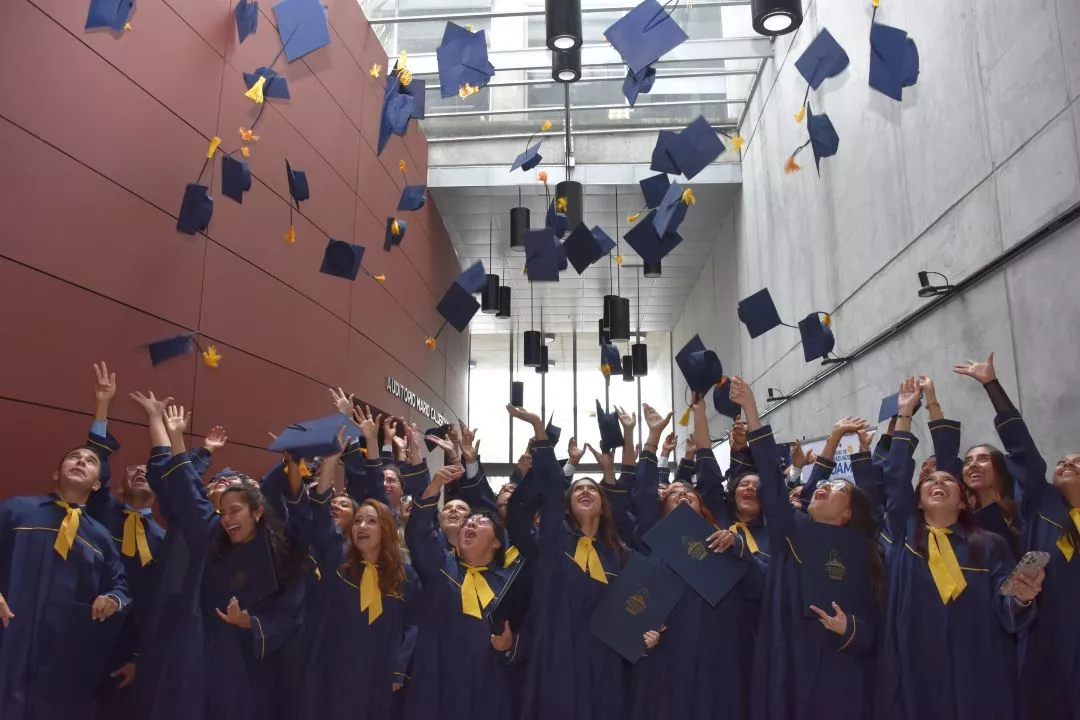 Graduados UAM celebran su reconocimiento 