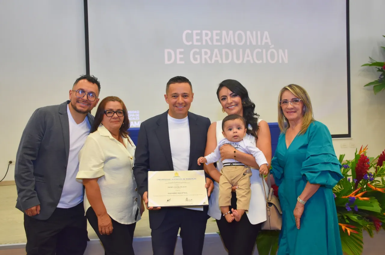 Estudiante y Familia, Grados 27 agosto